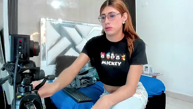 karen matwell online show from December 2, 1:55 am