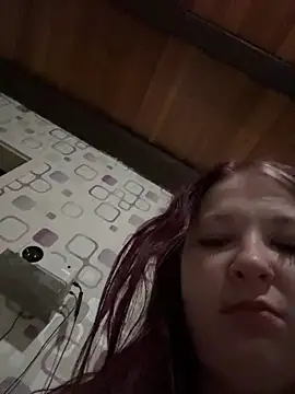 SweetTeenGirl online show from January 14, 4:18 am