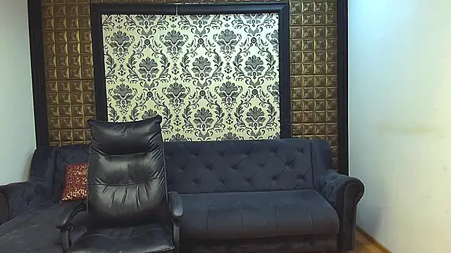 LissaBigTitts online show from November 7, 8:09 pm