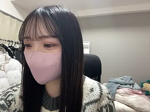 Snapshot of napi_05 chatting on February 14, 8:11 am napi 05 online show from February 14, 8:11 am