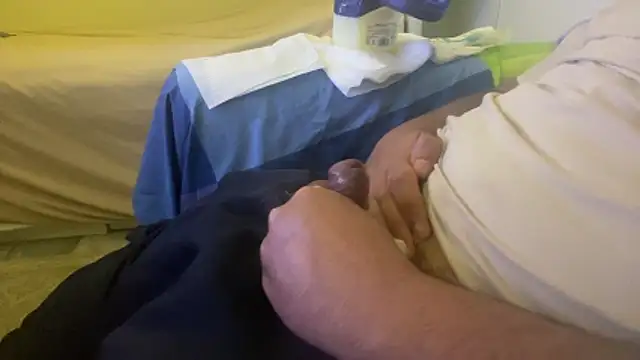 Snapshot of qnawafp chatting on April 4, 5:43 pm qnawafp online show from April 4, 5:43 pm