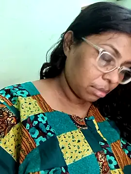 Snapshot of zara-mallus chatting on September 25, 8:34 pm zara-mallus online show from September 25, 8:34 pm