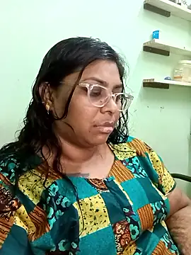 Snapshot of zara-mallus chatting on October 7, 8:06 pm zara-mallus online show from October 7, 8:06 pm