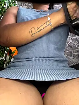 Liulee2 online show from September 12, 3:12 pm