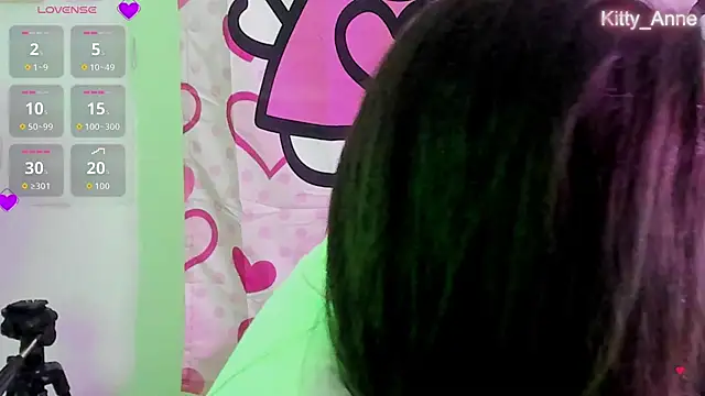 Snapshot of Kitty_Anne chatting on October 7, 1:03 am Kitty Anne online show from October 7, 1:03 am