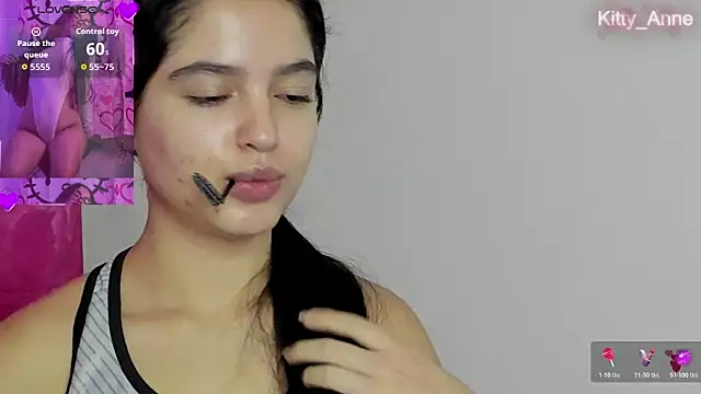 Snapshot of Kitty_Anne chatting on October 24, 9:17 am Kitty Anne online show from October 24, 9:17 am