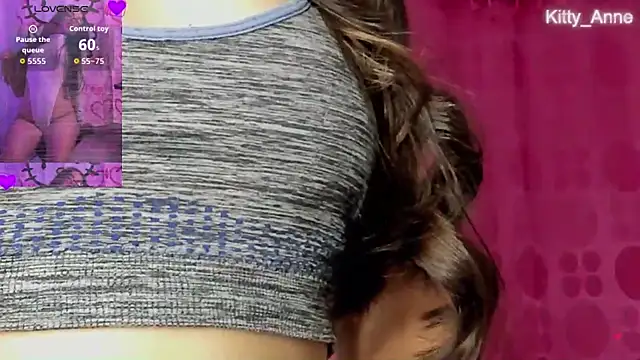 Snapshot of Kitty_Anne chatting on October 26, 9:48 am Kitty Anne online show from October 26, 9:48 am