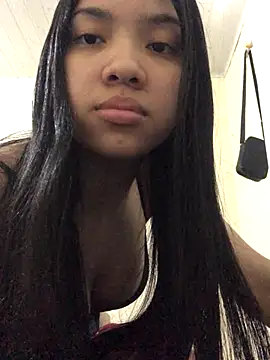 ashleyy20 online show from December 3, 6:17 pm