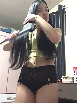 ashleyy20 online show from December 17, 12:44 pm