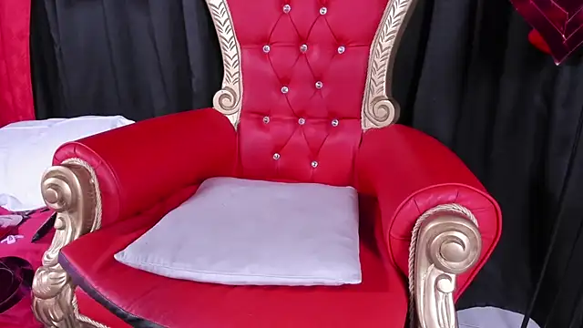 LiliThara online show from February 5, 6:51 am