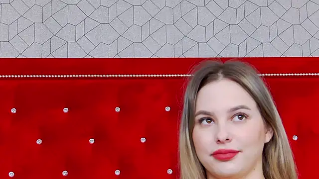 Snapshot of Ellsa_Jean_ chatting on October 27, 5:11 am Ellsa Jean  online show from October 27, 5:11 am