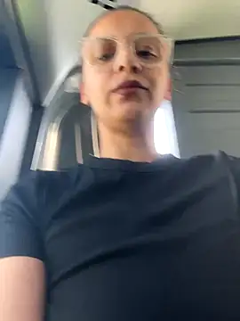 Snapshot of eli5566 chatting on October 28, 11:14 am eli5566 online show from October 28, 11:14 am