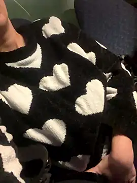 Snapshot of eli5566 chatting on January 13, 7:19 pm eli5566 online show from January 13, 7:19 pm