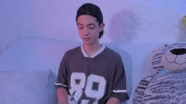 thiago kinghot online show from September 23, 11:13 am