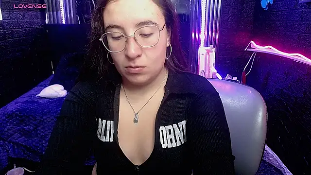 Snapshot of mia_778 chatting on February 19, 2:46 pm mia 778 online show from February 19, 2:46 pm