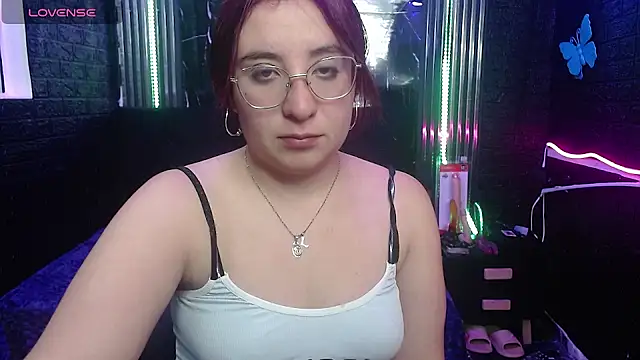 Snapshot of mia_778 chatting on March 7, 10:56 am mia 778 online show from March 7, 10:56 am