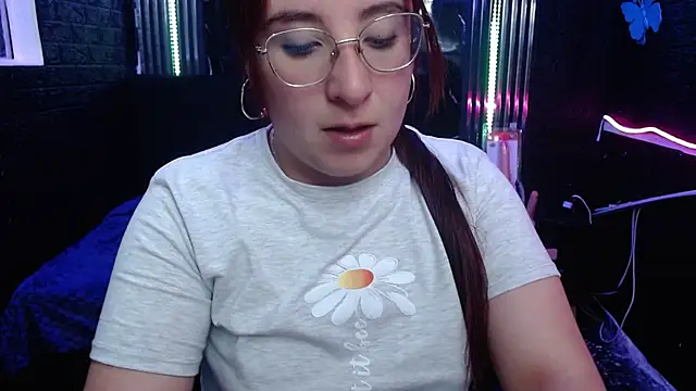 Snapshot of mia_778 chatting on March 14, 12:43 pm mia 778 online show from March 14, 12:43 pm