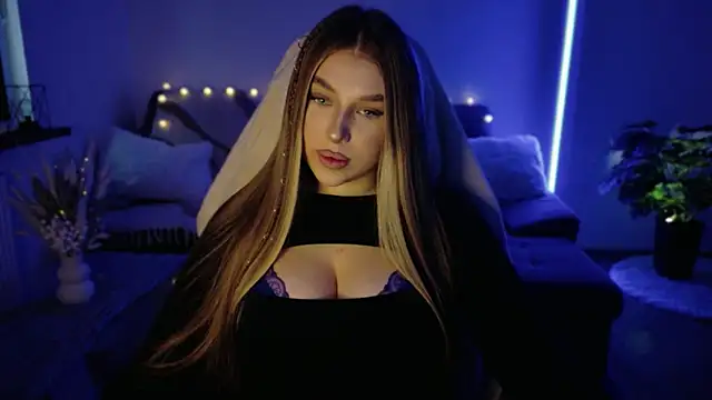 Emma candyyy online show from January 14, 10:32 am