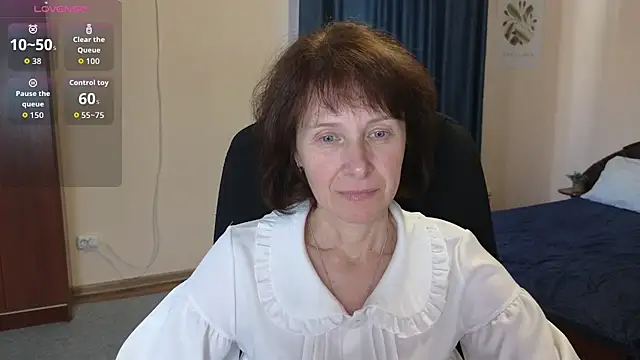 Lia Tito online show from October 11, 5:50 am