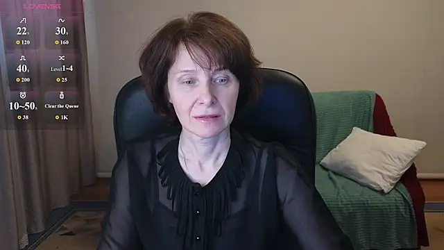 Lia Tito online show from February 9, 1:26 pm