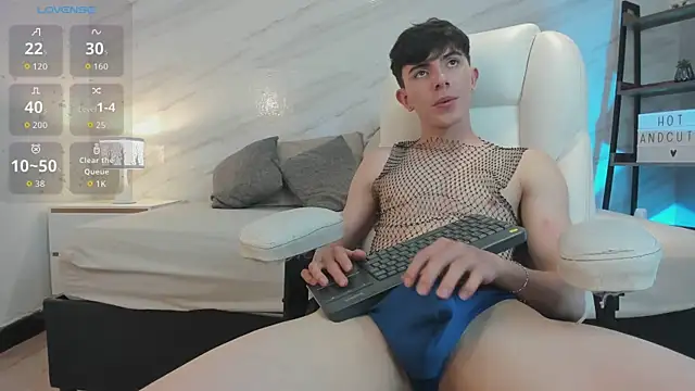 mathias saenz online show from January 6, 8:01 pm