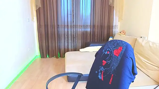 Milana Milky online show from November 11, 5:07 am