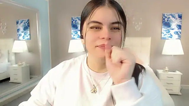 maddissonivanova online show from December 16, 6:51 am