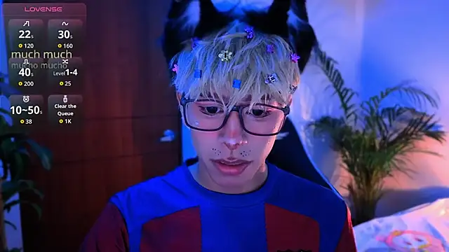 Snapshot of taichi_bluy chatting on October 23, 7:51 am taichi bluy online show from October 23, 7:51 am