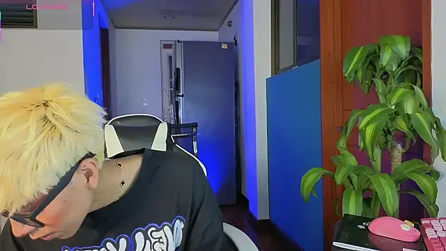 taichi bluy online show from February 12, 11:16 am