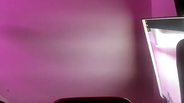 Snapshot of Amandalady chatting on November 6, 1:28 am Amandalady online show from November 6, 1:28 am