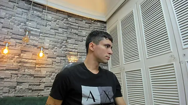 mike whitee online show from September 22, 8:05 am