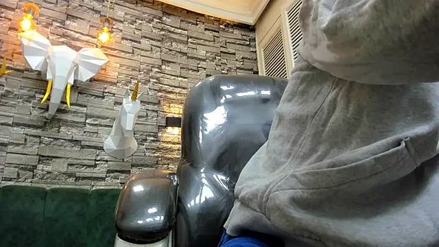 mike whitee online show from October 22, 12:49 pm