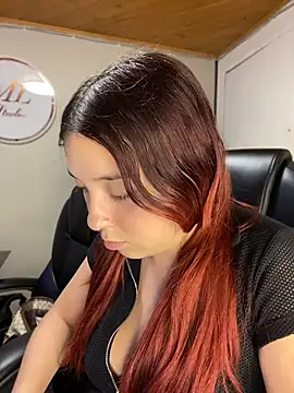 Karen18 boobs online show from April 30, 1:01 am