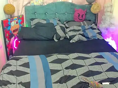 laxissh X online show from January 12, 6:51 am