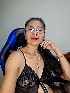 Snapshot of Natasha_50 chatting on January 9, 2:58 am Natasha 50 online show from January 9, 2:58 am