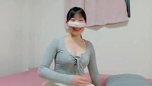 Hina-ooo online show from February 7, 2:32 pm