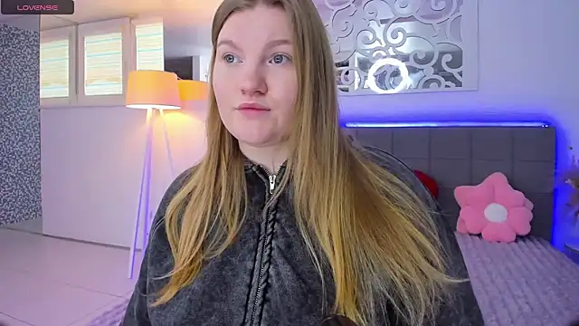 AshleyJoness online show from February 15, 6:21 am