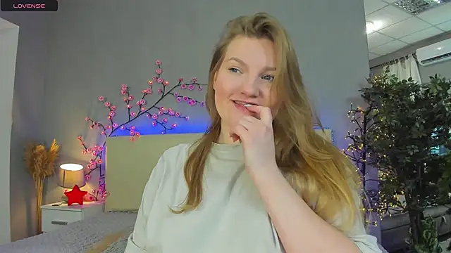 AshleyJoness online show from April 3, 5:05 am