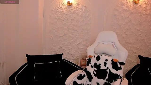 LiamCarterX online show from April 26, 5:43 pm