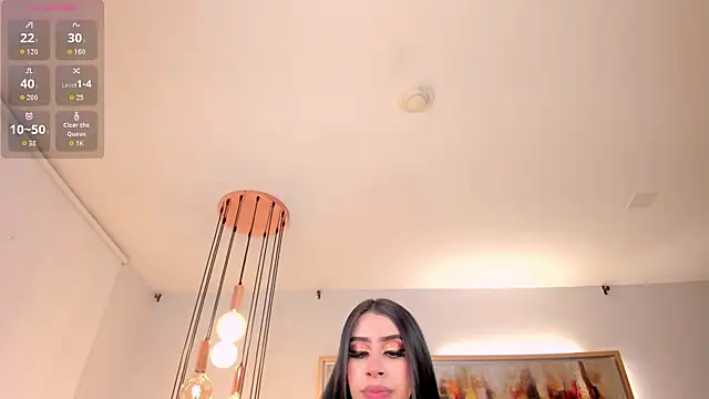 LeahLombardi  online show from February 11, 3:22 am