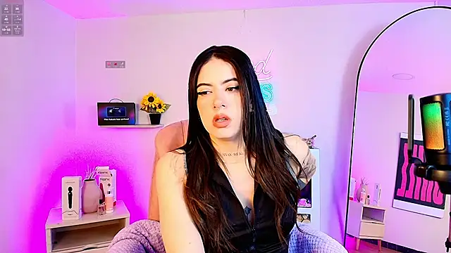 Alice Vixen online show from May 13, 12:13 pm