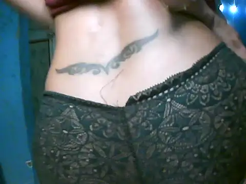 Snapshot of RENUKA_RAJPUT chatting on March 28, 4:39 pm RENUKA RAJPUT online show from March 28, 4:39 pm