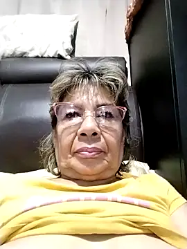 Snapshot of OliviaMorris1 chatting on May 12, 11:13 pm OliviaMorris1 online show from May 12, 11:13 pm