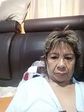 Snapshot of OliviaMorris1 chatting on May 18, 12:11 pm OliviaMorris1 online show from May 18, 12:11 pm