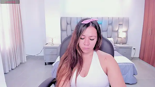 Brandy priscot online show from October 22, 7:02 pm