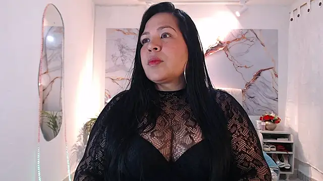 Snapshot of Ashley_Grahaam chatting on October 5, 8:29 pm Ashley Grahaam online show from October 5, 8:29 pm