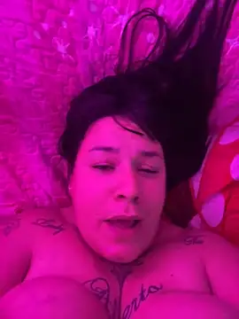 Snapshot of valen1891 chatting on November 4, 3:55 pm valen1891 online show from November 4, 3:55 pm