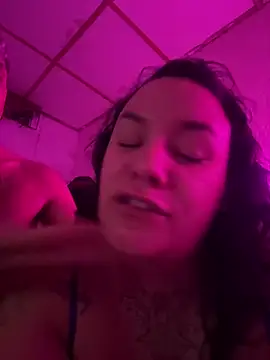 Snapshot of valen1891 chatting on March 13, 3:02 am valen1891 online show from March 13, 3:02 am