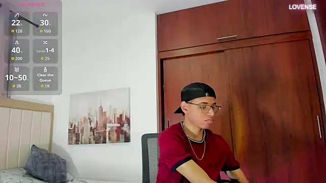 Snapshot of tristan_gold chatting on October 22, 8:52 pm tristan gold online show from October 22, 8:52 pm