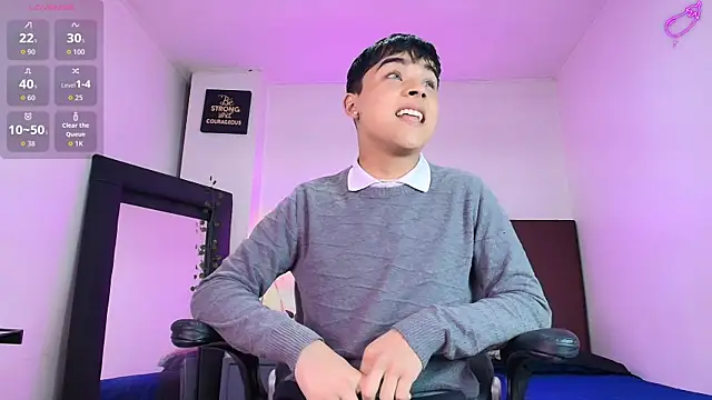 Lucass love online show from November 12, 4:18 pm